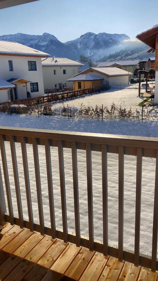 Ferienhaus Chalets Инцел Екстериор снимка