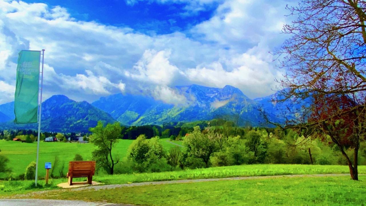 Ferienhaus Chalets Инцел Екстериор снимка